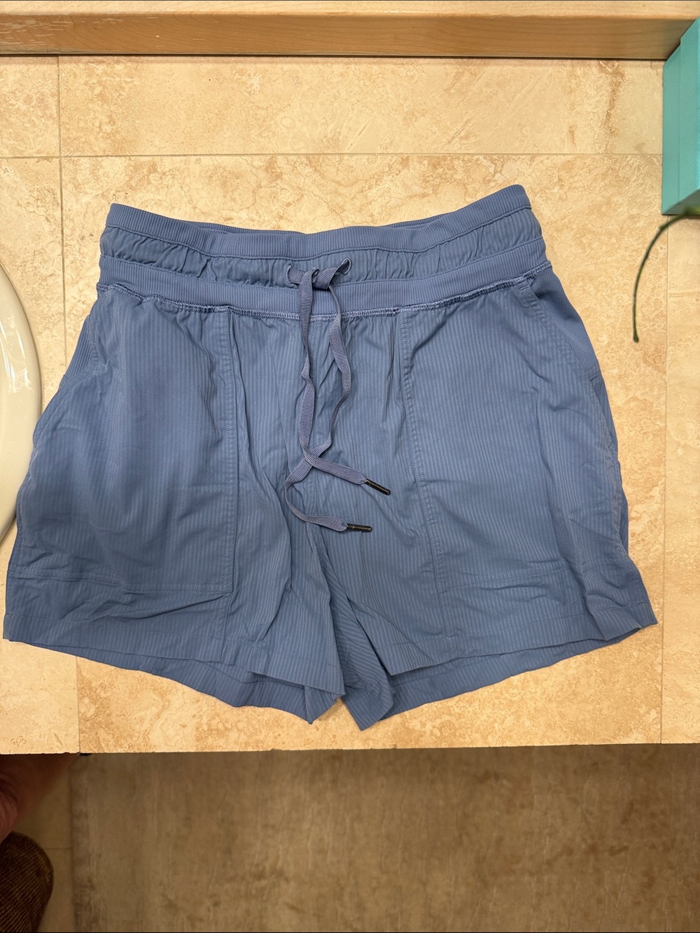 lululemon dance studio shorts – size 4